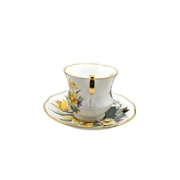 Queens Fine Bone China Floral Tea Cup & Saucer Set With Gold Trim - Picture 10 of 11